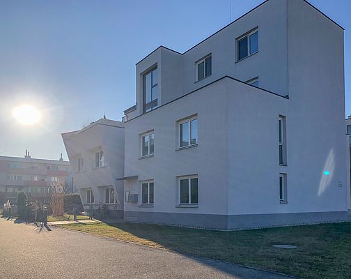 22., Pogrelzstraße 67