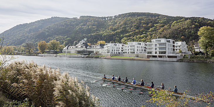 19., Kuchelauer Hafenstraße 102-110, Uferblick